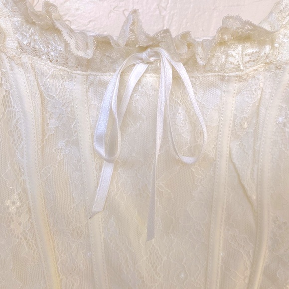 SHEIN Lace Off-Shoulder Crop Top NWOT - Picture 3 of 7